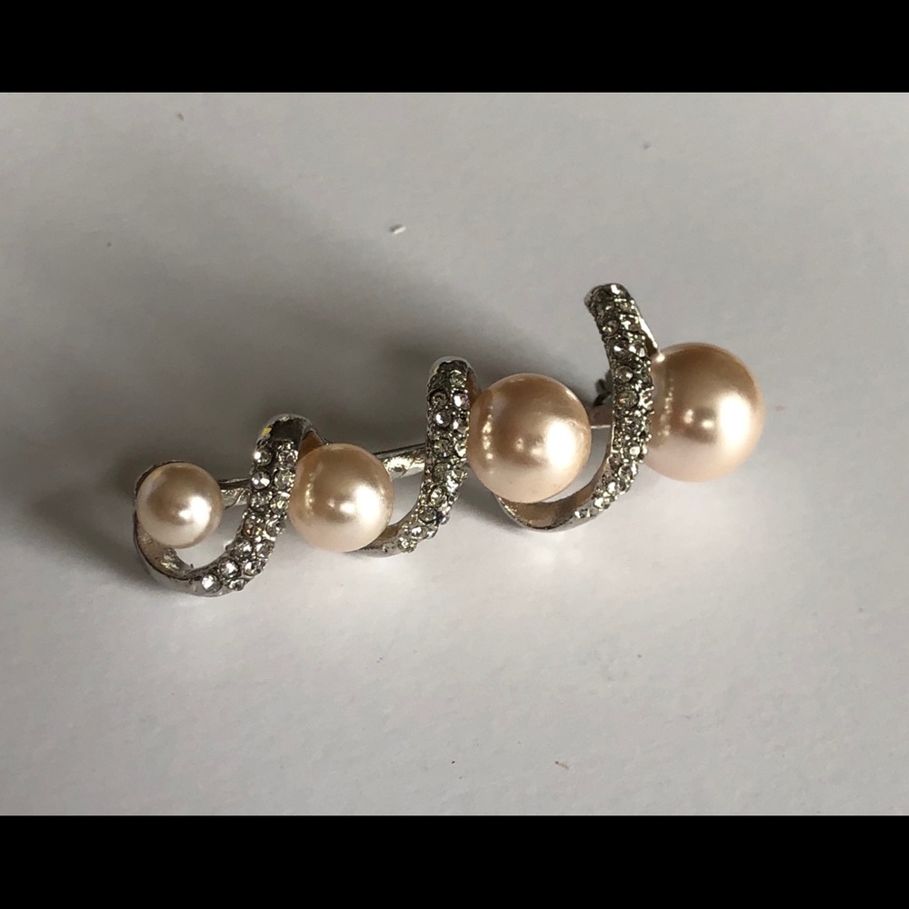 Pearl Rhinestone Silver Tone Jewelry Set - Picture 11 of 13